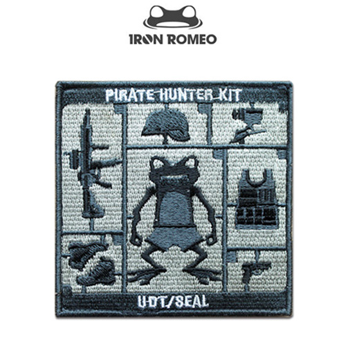 [Iron Romeo] Pirate hunter Kit Patch (Grey) - 003 아이언 로미오 파이러트 헌터 킷 패치 (그레이) 